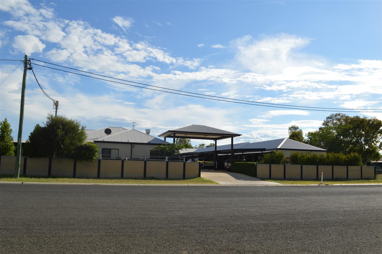 Injune Motor Inn Exterior photo